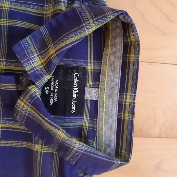 ⚡️Calvin Klein Jeans plaid shirt. 2 for $20 - Picture 3 of 4